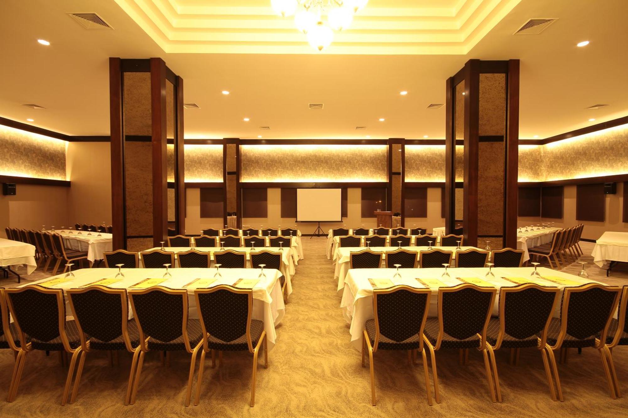 Grand Hotel Gaziantep Exterior foto